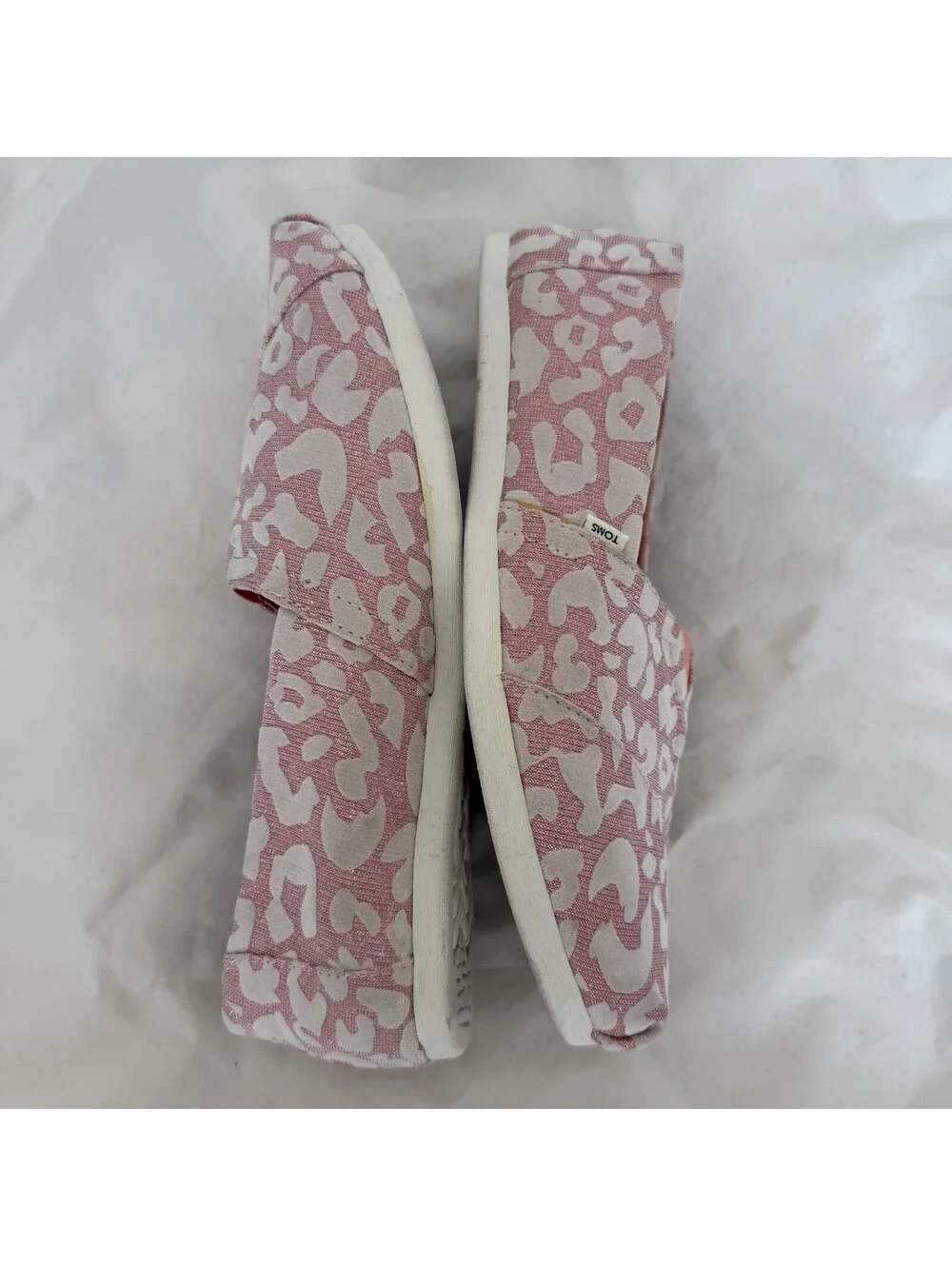 TOMS Alpargata Cheetah Print Flats Size 11 Pink Sparkly Slip-ons Sneakers